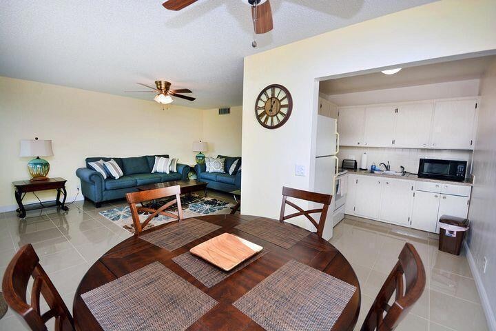 3400 Springdale Blvd unit 316, Palm Springs, FL 33461 - photo 1