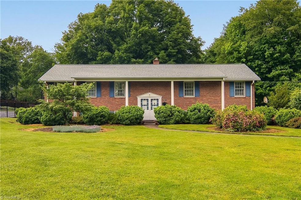 1915 W 1st St, Winston Salem, NC 27104 - photo 1