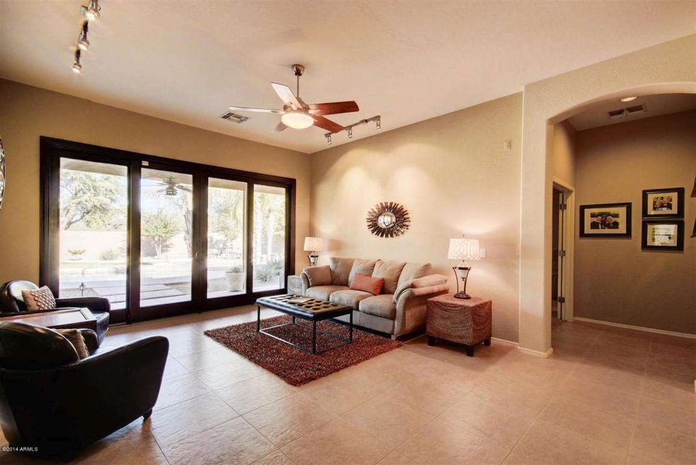 3028 E Juanita Ave, Gilbert, AZ 85234 - photo 1