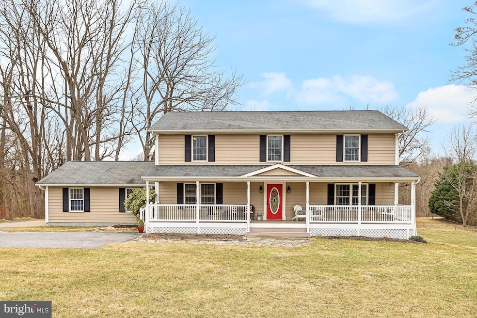 719 Cockeys Mill Rd, Reisterstown, MD 21136 - photo 1