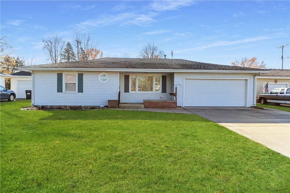 1613 Rudy Ave, Mattoon, IL 61938 - photo 1