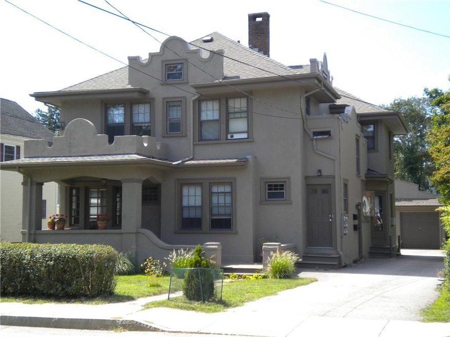 166 High St unit 2A, Westerly, RI 02891 - photo 1