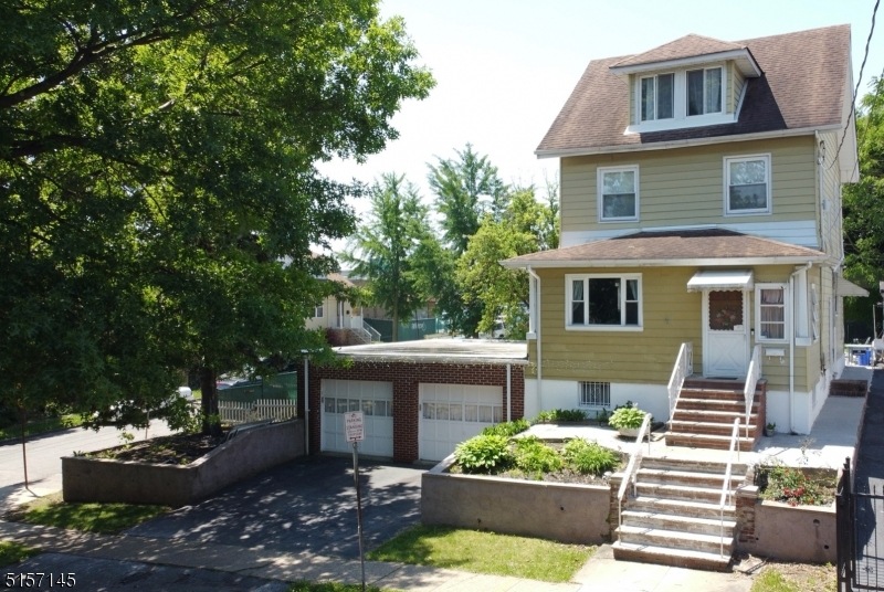 18 Tiffany Blvd unit 20, Newark, NJ 07104 - photo 1