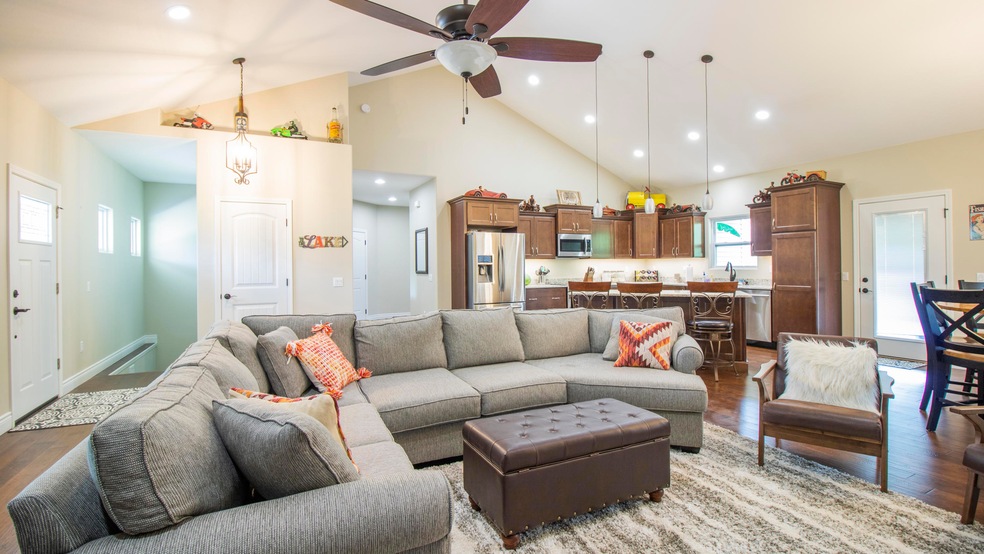 361 Water Wheel Ln, Kimberling City, MO 65686 - photo 1