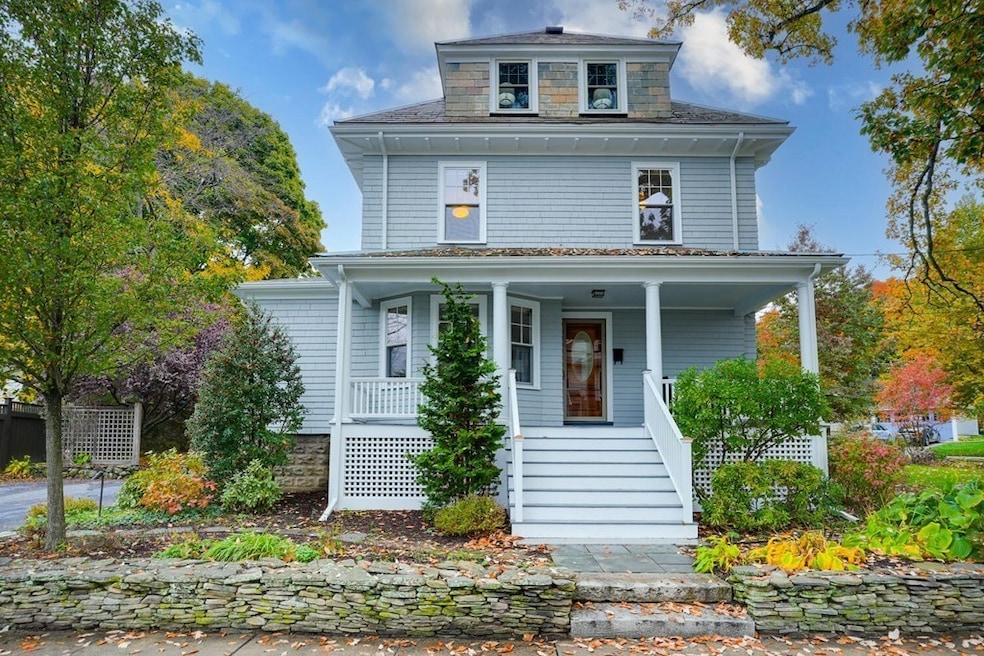 Sold $1,606,000 • Co-Listing Agent