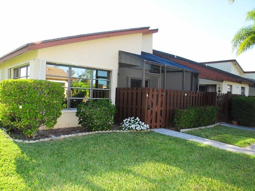 Front view of corner villa