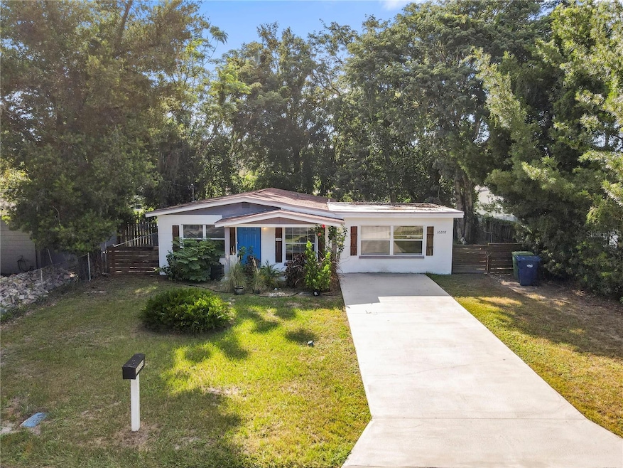 Pending $300,000 • Co-Listing Agent