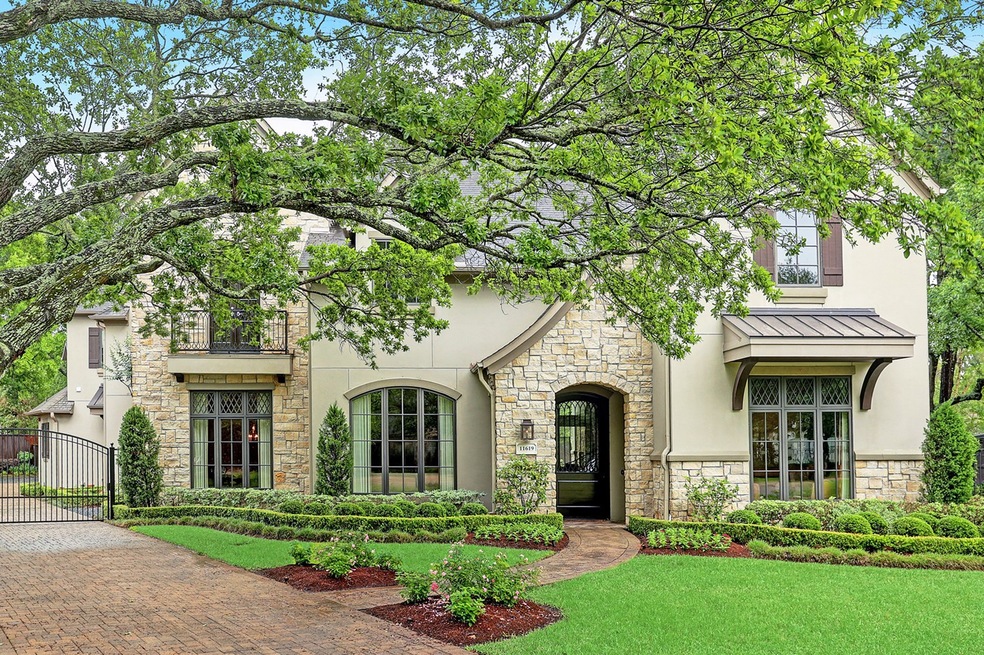 11619 Chartwell Ct, Houston, TX 77024 - photo 1