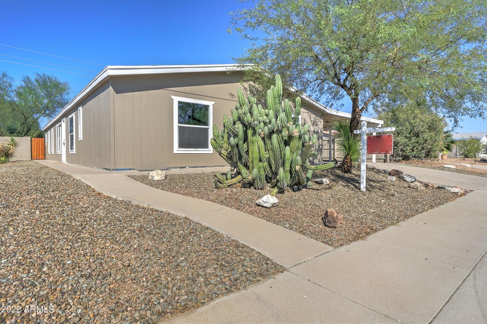 9640 E Escondido Ave-3