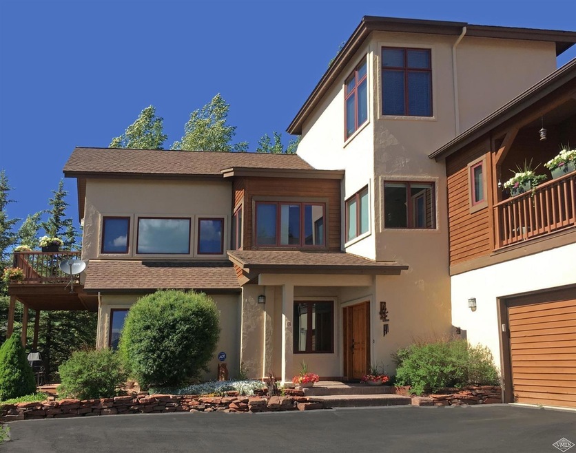 Exterior Summer