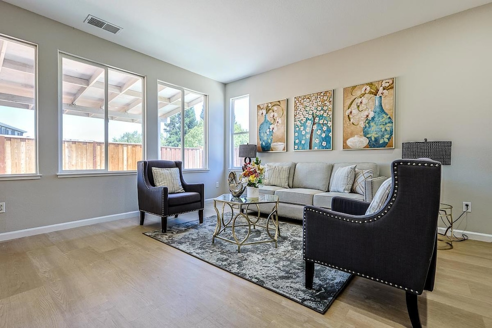 2335 Cypress Dr, Tracy, CA 95377 - photo 1