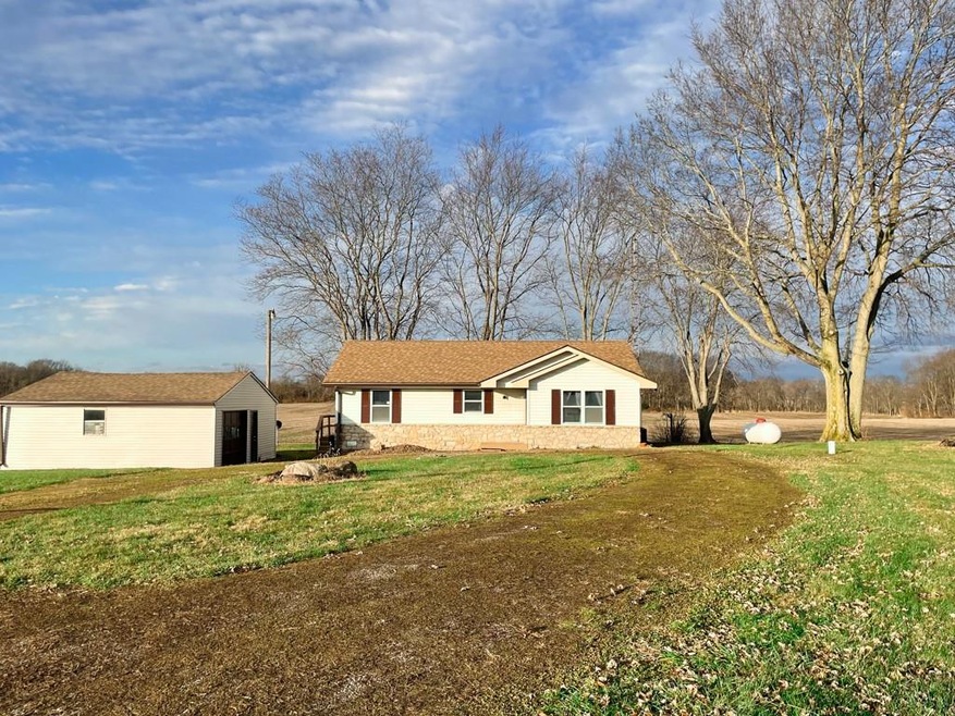 6779 S 600 W, Edinburgh, IN 46124 - photo 1