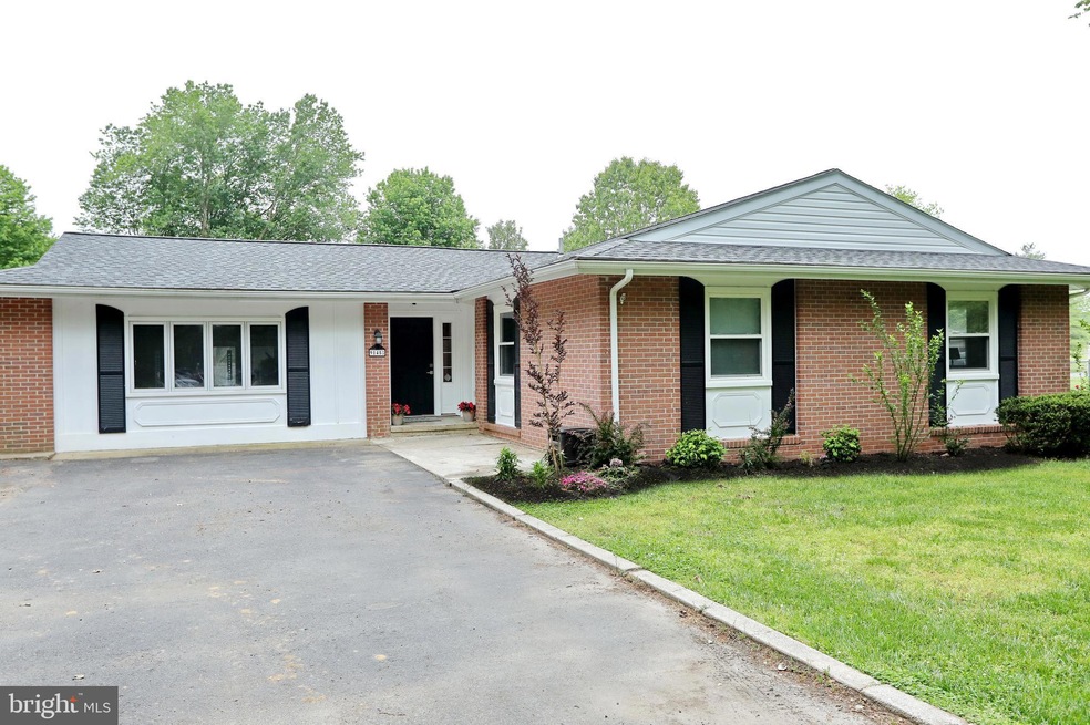 9145 Turkey Hill Rd, La Plata, MD 20646 - photo 1