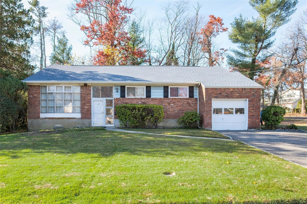 Sold $999,000 • Co-Listing Agent