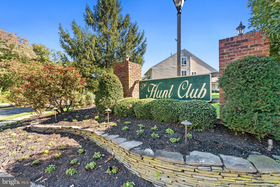 427 Paddock Ct, Sewell, NJ 08080 - photo 1