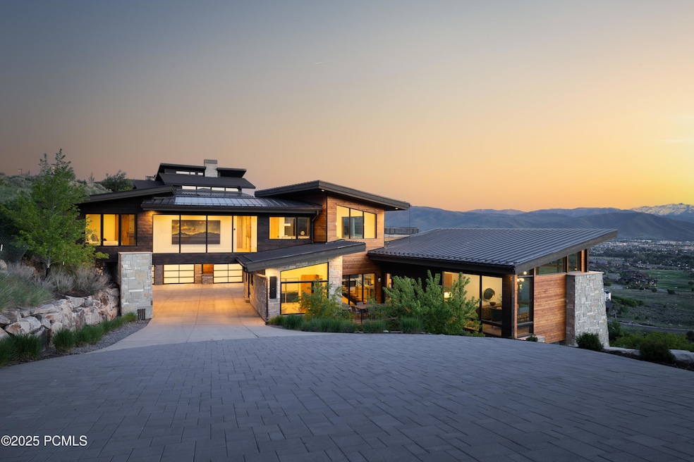For Sale $6,050,000 • Co-Listing Agent