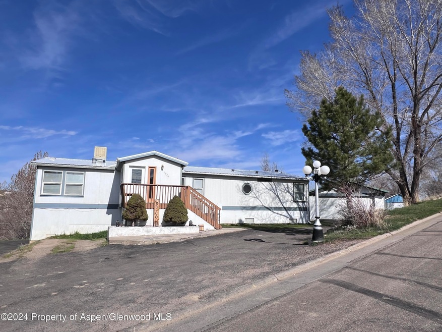 1020 Legion St, Craig, CO 81625 - photo 1