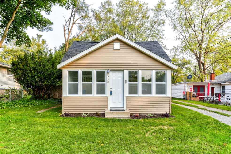 920 Wilson Ave, Norton Shores-2
