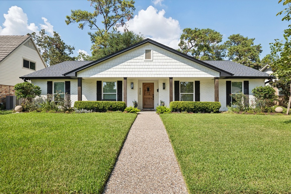 930 Chantilly Ln, Houston, TX 77018 - photo 1