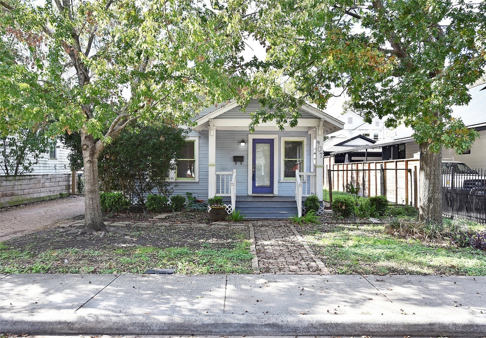 907 Tabor St, Houston, TX 77009 - photo 1