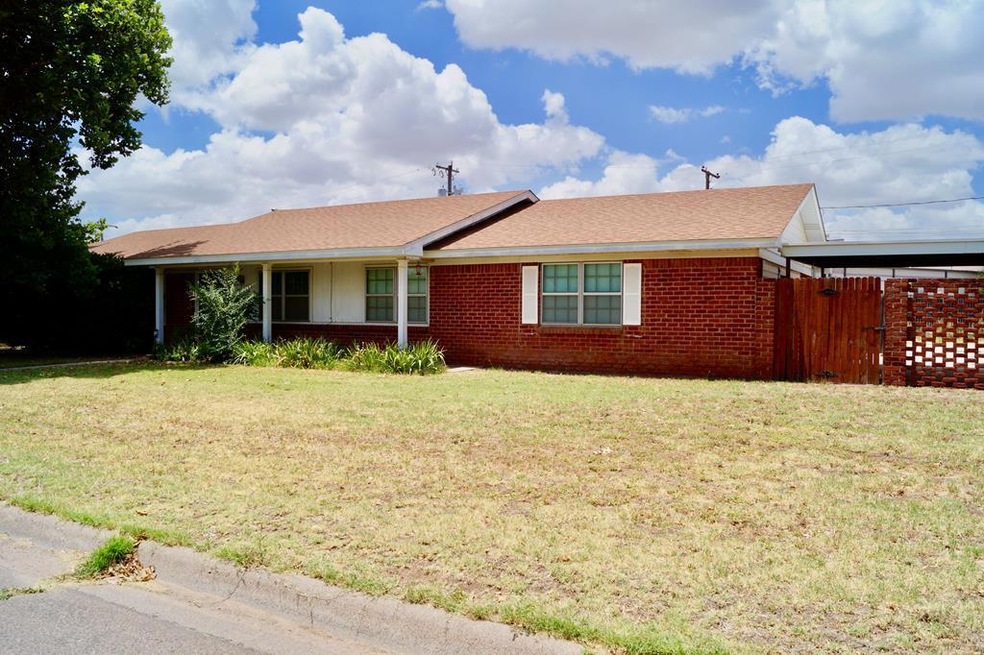 1405 Boeing Dr, Midland, TX 79701 - photo 1