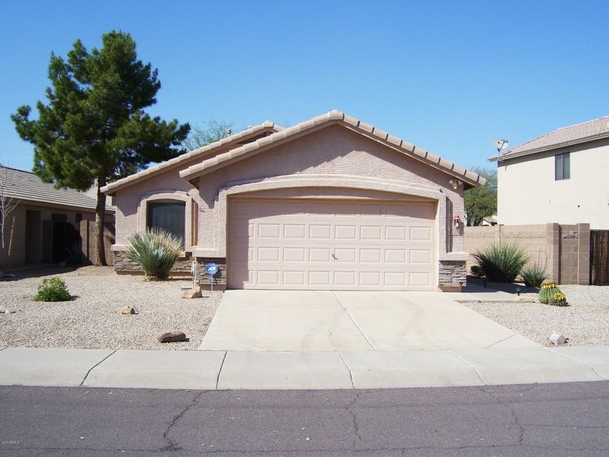 3434 E Wahalla Ln