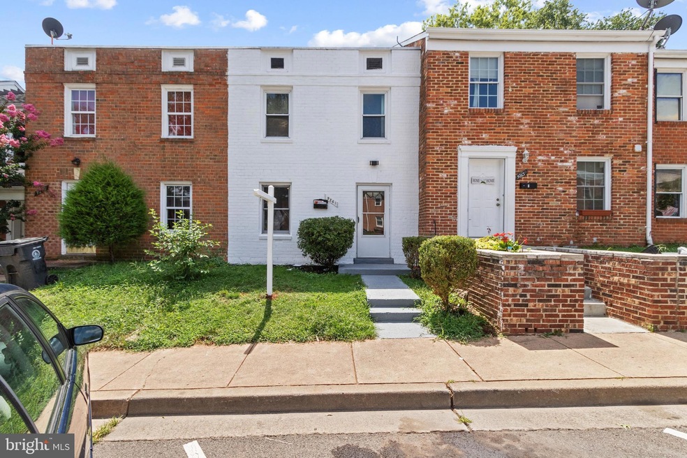 9261 Byrd Dr, Manassas, VA 20110 - photo 1