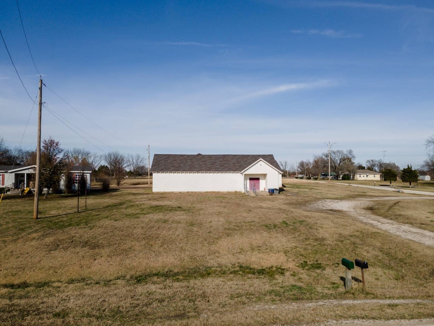 3597 County Road 1675, Coffeyville, KS 67337 - photo 1
