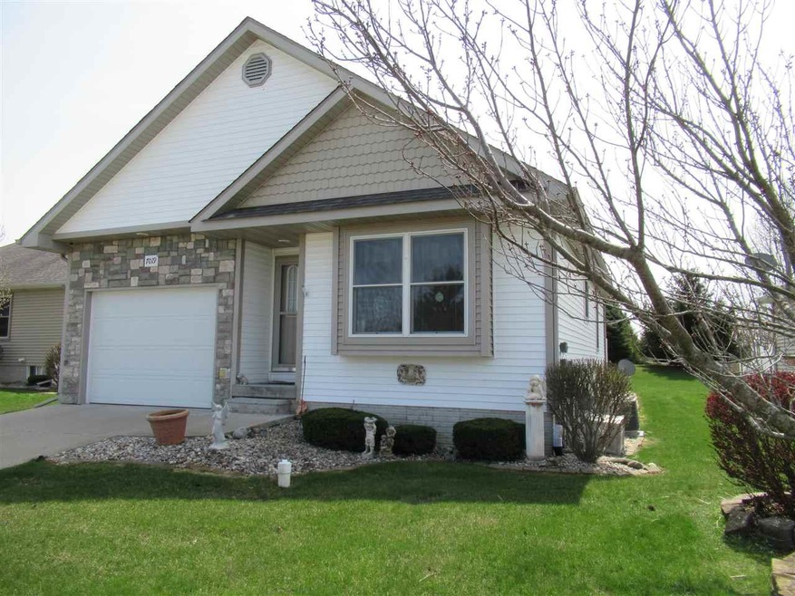 7019 Stratford Ln unit 15, Flushing, MI 48433 - photo 1