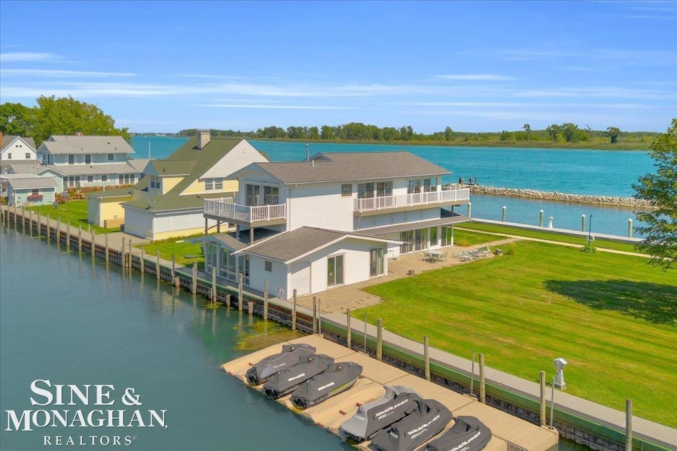 9675 S Channel Dr, Harsens Island, MI 48028 - photo 1