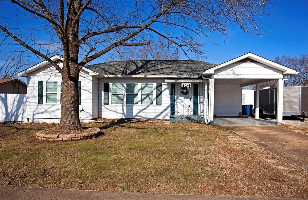 404 NW 5th St, Bentonville, AR 72712 - photo 1