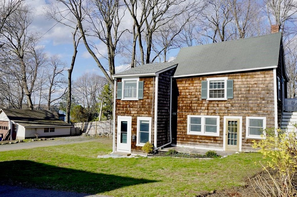 48 Cloutmans Ln, Marblehead, MA 01945 - photo 1