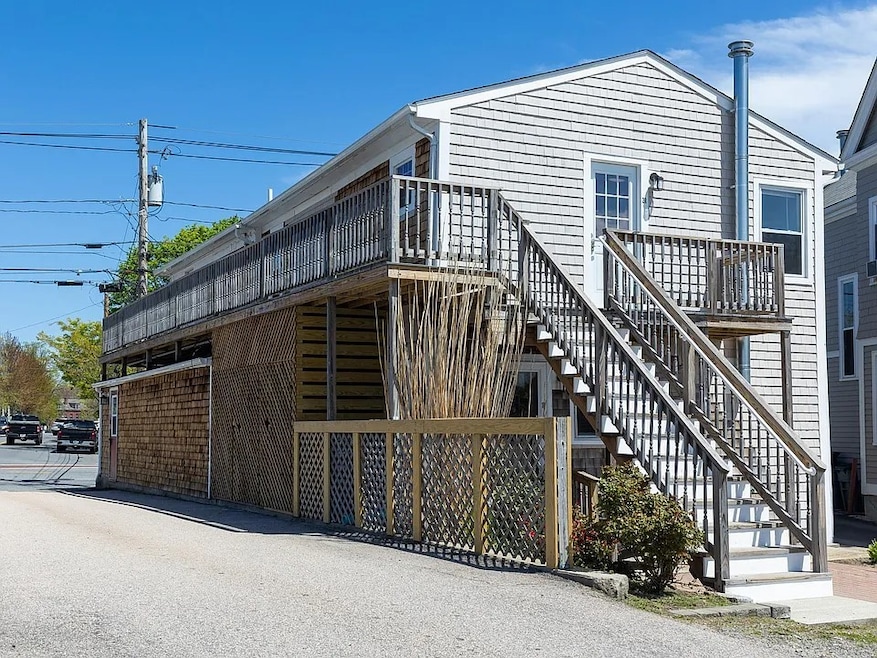 14 Phillips St unit 2F, North Kingstown, RI 02852 - photo 1