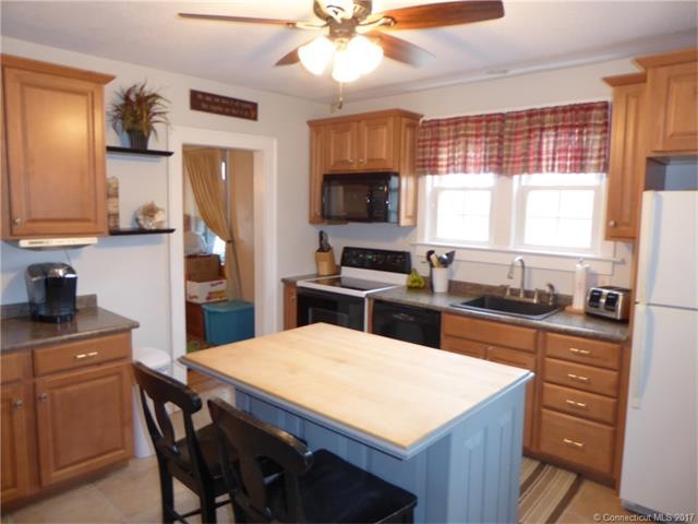 22 Douglas St, Southington, CT 06489 - photo 1