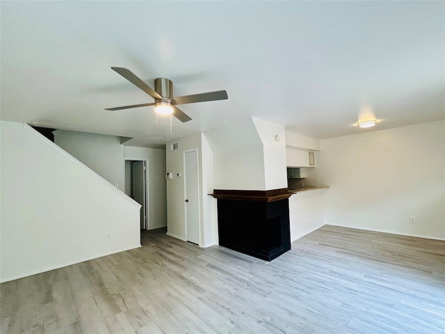 For Rent $1,400/month