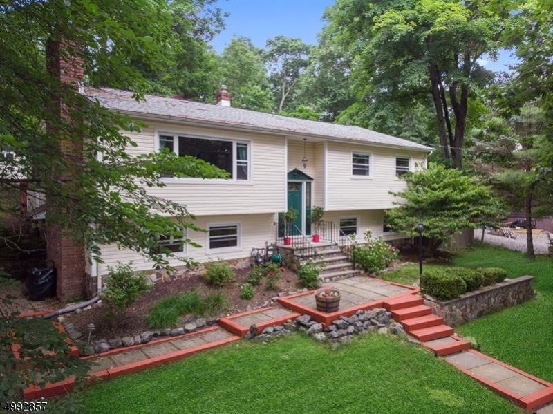 60 Weir Place, Ringwood, NJ 07456 - photo 1