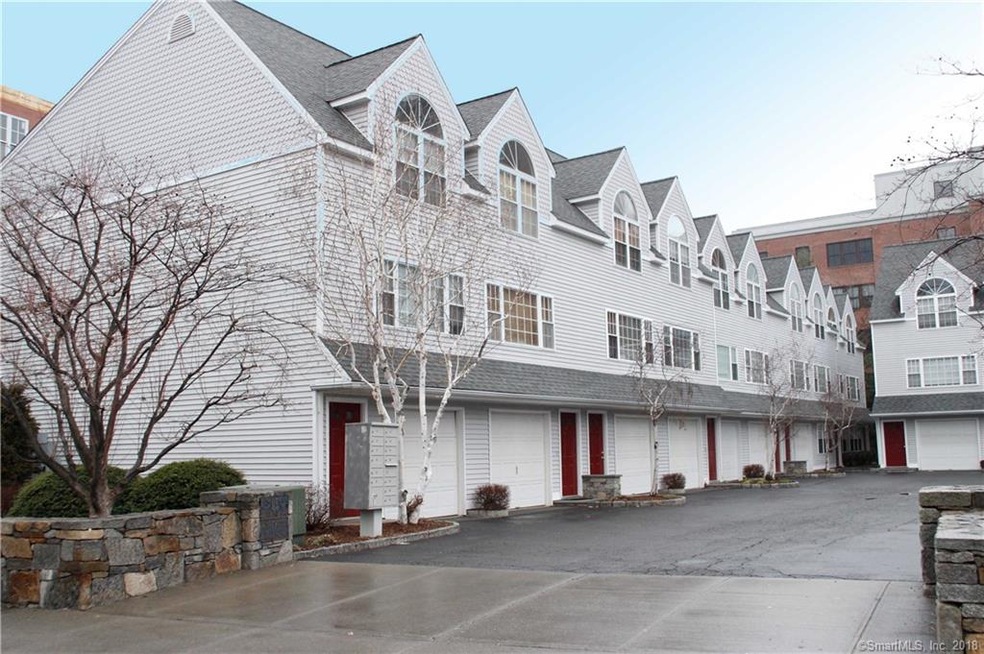 85 Franklin St unit 8, Stamford, CT 06901 - photo 1
