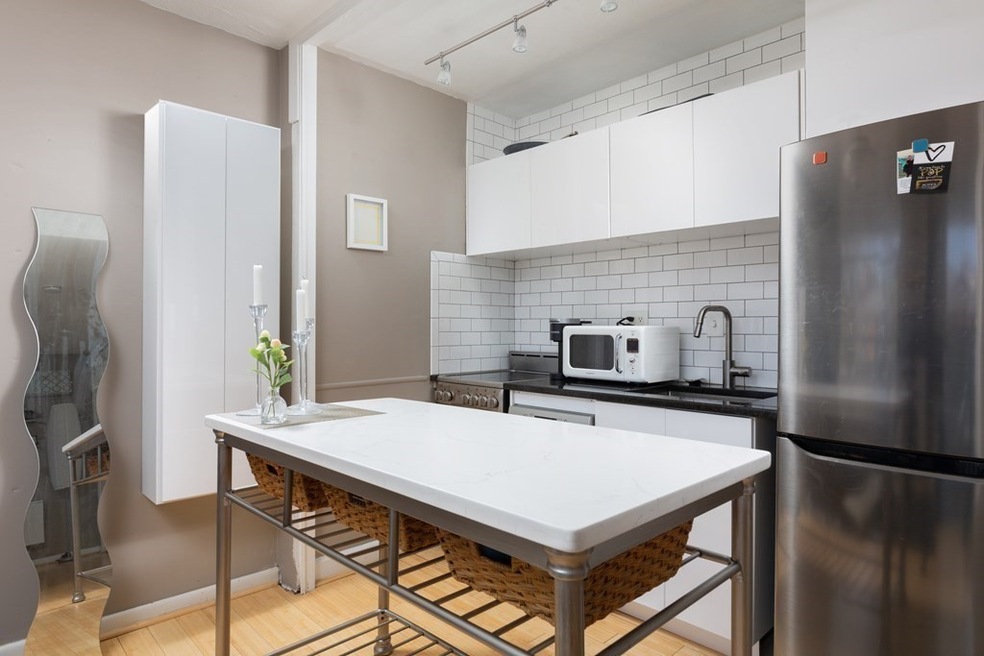 Hammond Park Condominiums unit 105, Chestnut Hill, MA 02467 - photo 1