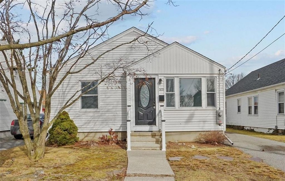 105 Westcott Ave, Cranston, RI 02910 - photo 1