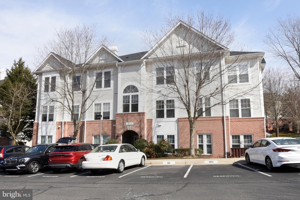 1519 N Point Dr unit 103, Reston, VA 20194 - photo 1