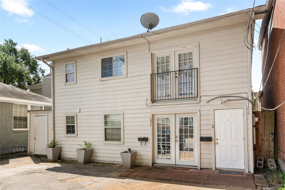 1977 Fairview St unit 1, Houston, TX 77019 - photo 1