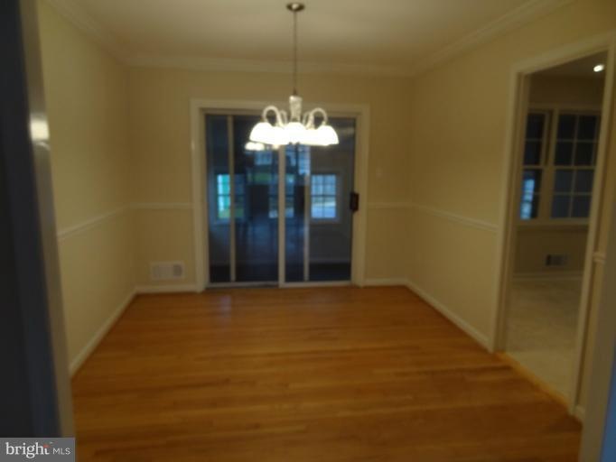 9515 Dublin Dr, Manassas, VA 20109 - photo 1