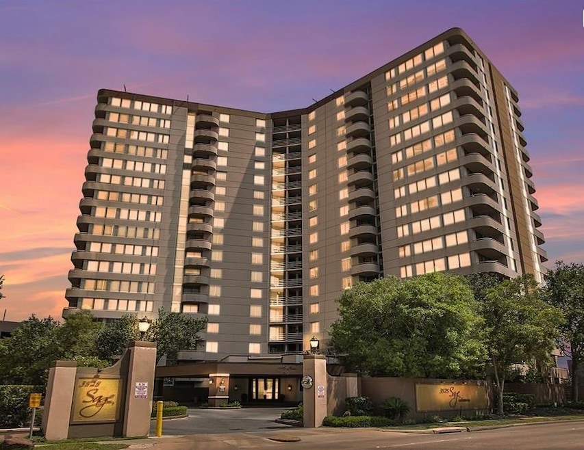 Sage Condominiums unit 1517, Houston, TX 77056 - photo 1
