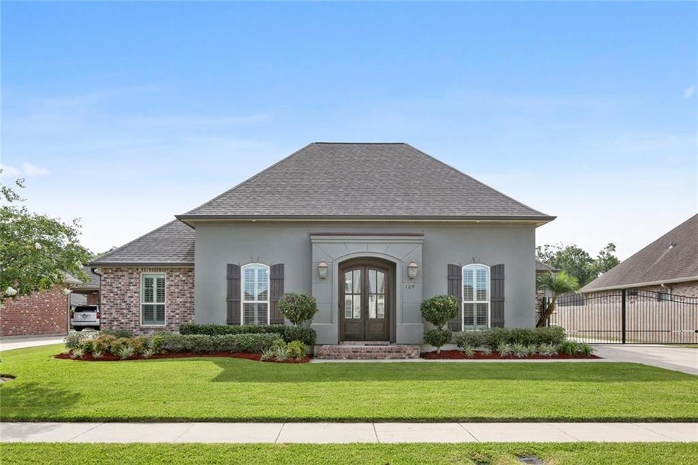 109 Lake Carolyn Dr, Luling, LA 70070 - photo 1