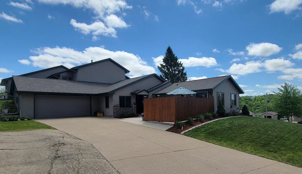 Under Contract $259,900