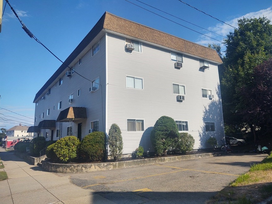 308 California St unit 8, Newton, MA 02458 - photo 1