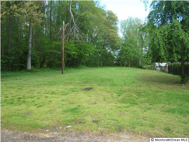 0 Magnolia Ln unit 21228587, Middletown, NJ 07748 - photo 1