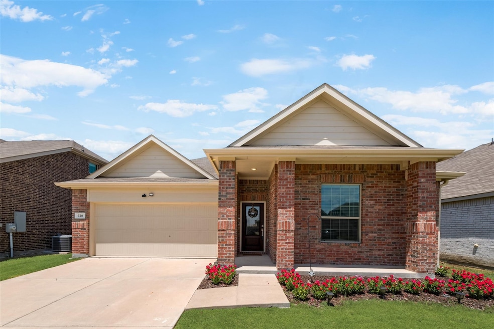 For Rent $1,990/month