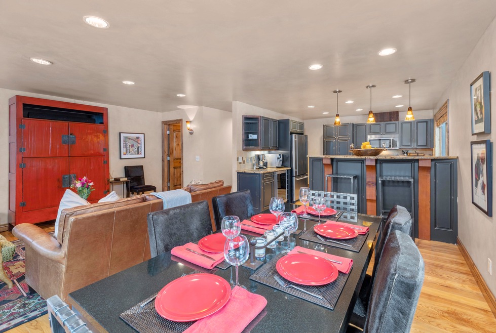 Kitchen/Living/DIning