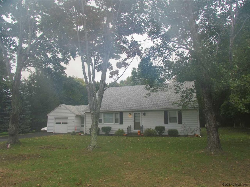 29 Northern Ct, Troy, NY 12180 - photo 1